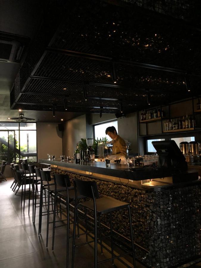 Luffy Hotel Uong Bi Exterior foto